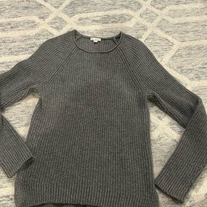Gap sweater